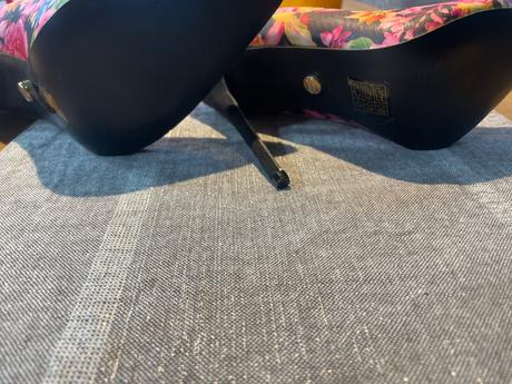 Kvietkované lodičky, 37