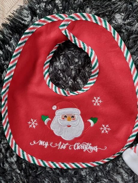 Čiapka a podbradník moje prvé vianoce, 
