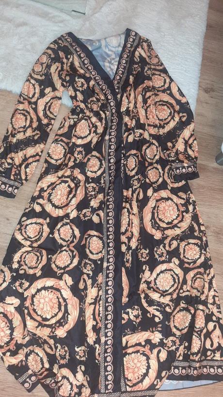 Zlato čierne šaty 1x oblečené, m