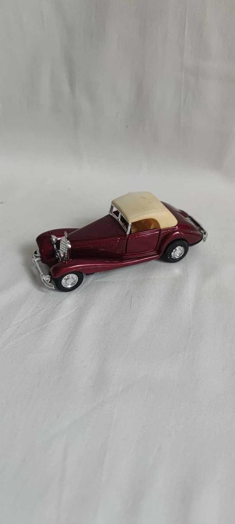 Model starého auta, 