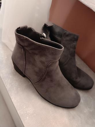 Dámske kotníkové čižmy, 42