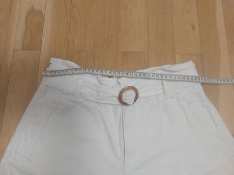 Šortky zara veľkosť 40, zara,40