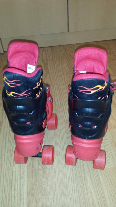 Kolieskove korcule, 28