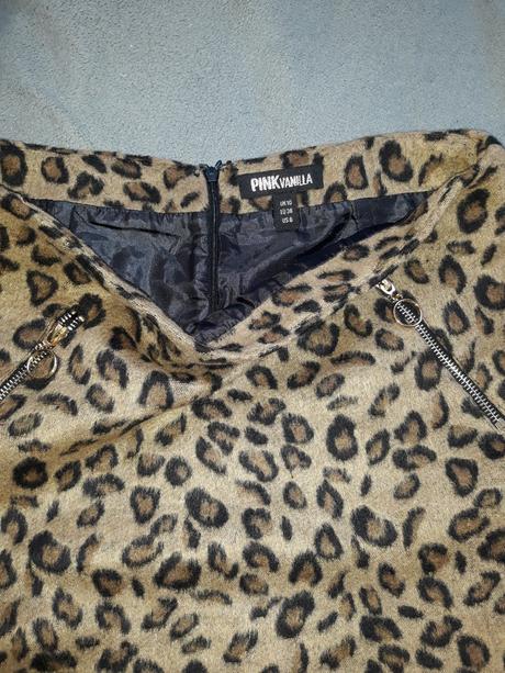 Prechodna suknicka, 38