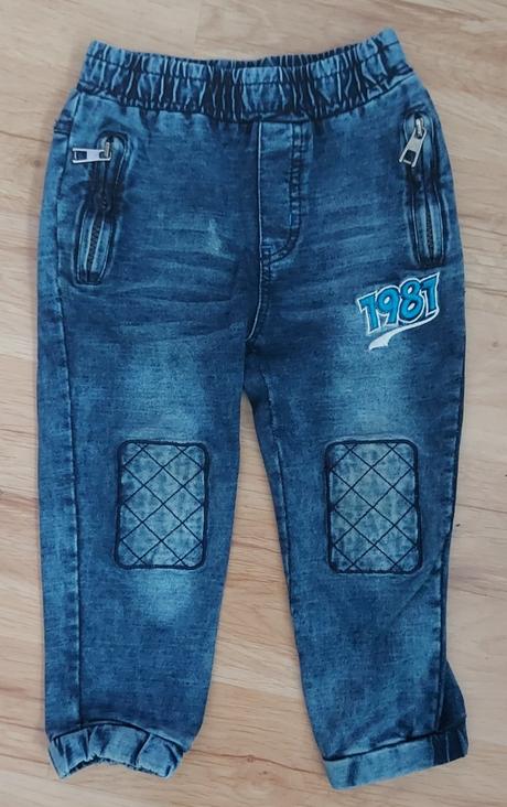 1x svetrík, 2x nohavice, 92