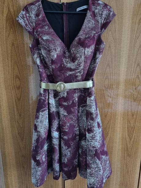 Spoločenské krátke šaty 38, 38