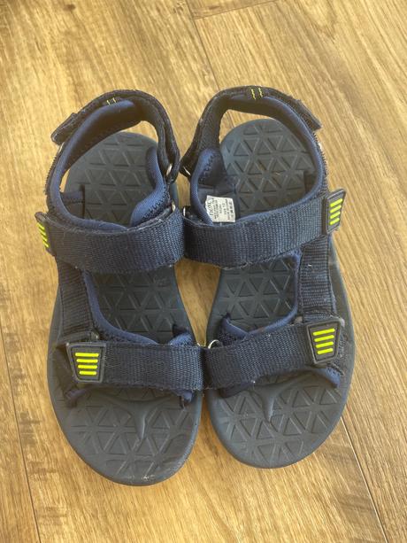 Sandale, next,32