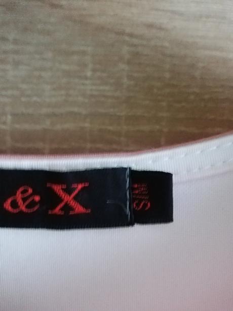 Dámske elegantné ružové šaty s kvetmi m, m