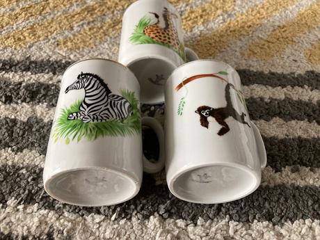 Retro hrnčeky zvieratá,