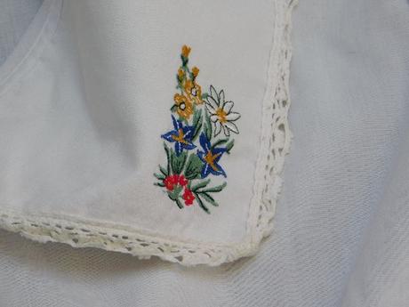 Pekna bluzka ku kroju, 52