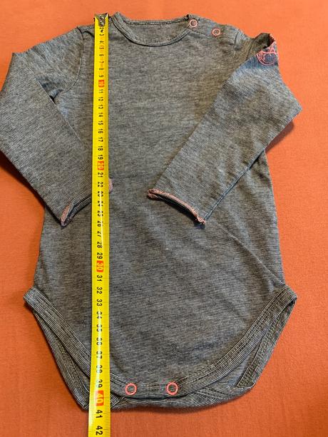 Guess body, guess,74