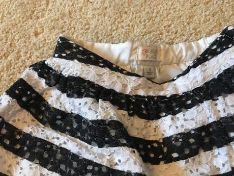 Krásna sukna z usa, 104