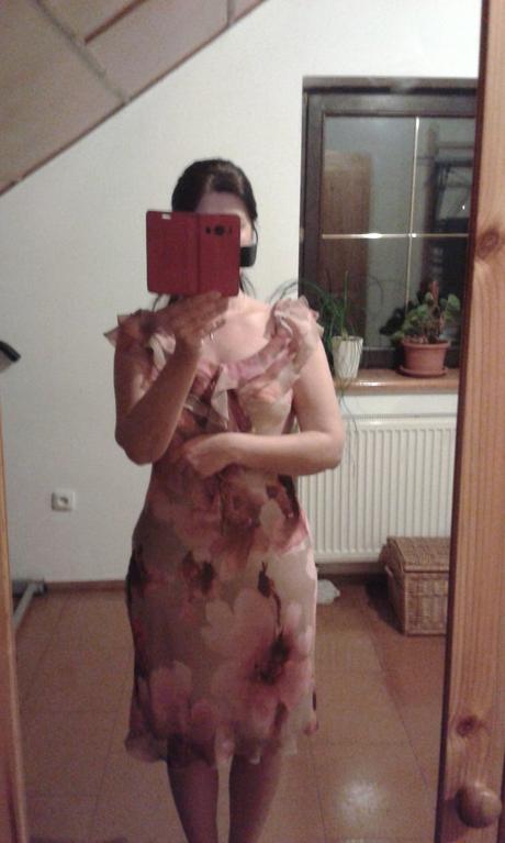 Dámske šaty kvetované, m