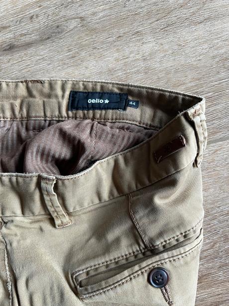 Nohavice chino celio 44, 44