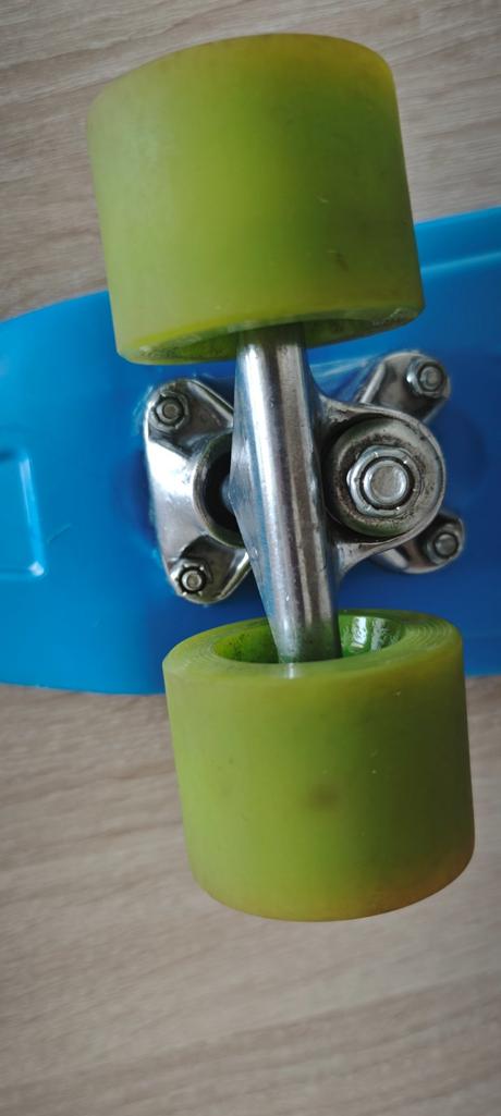 Modrý pennyboard / mini cruiser/ skateboard,