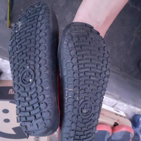 Barefoot my mayu gumaky, 29