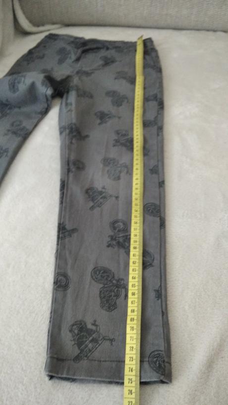 Šedé nohavice, pepco,122