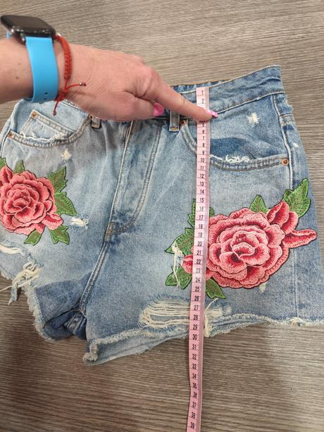 Riflové kraťasy s ružami veľ. s, zara,s