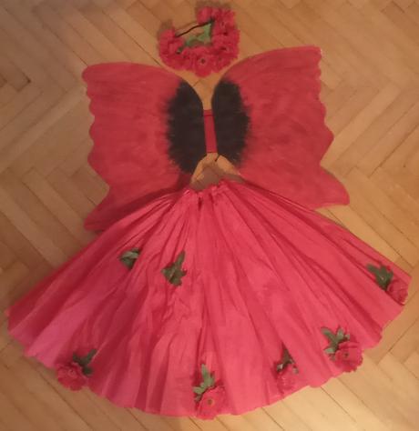 Maska motýľ alebo vlčí mak, 