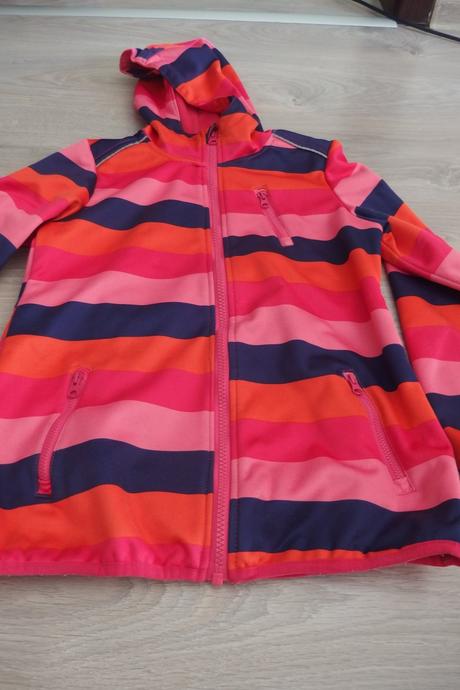 Pásiky sofshelka, 146