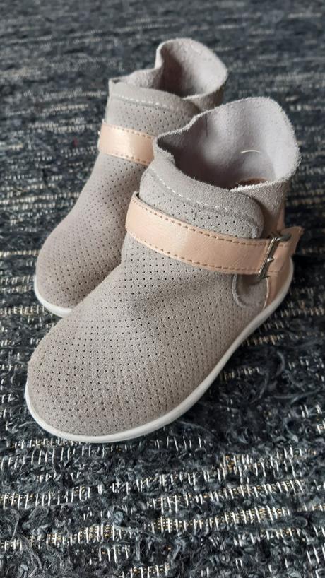 Kožené topánočky, 24