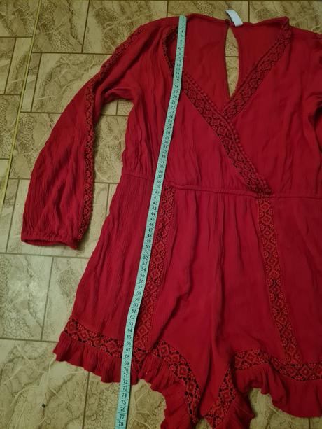 Červený overal, amisu,m