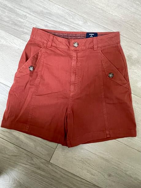 Superdry šortky tehlovej farby, superdry,l