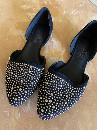 Vybíjané balerinky, 36