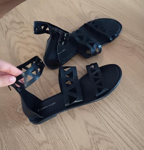 Čierne sandále, 38