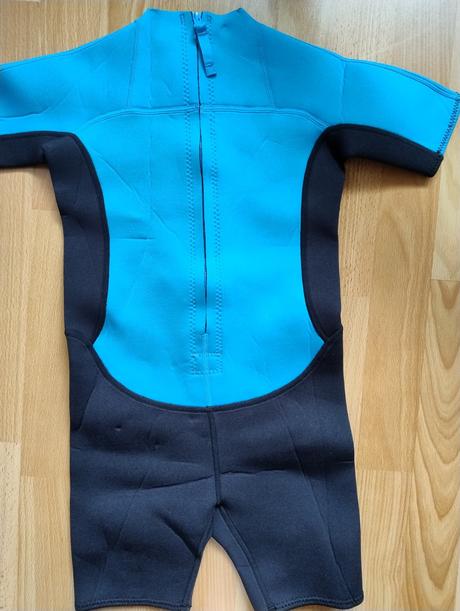 Neopren kratky super stav,