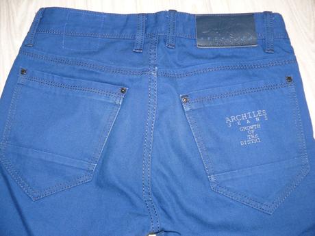 1x oblečené pánske rifle, 34