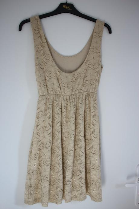 Čipkované šaty, s