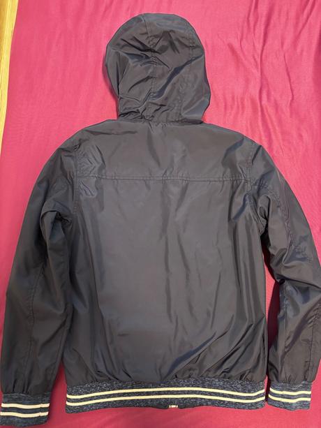 Prechodná vetrovka, ovs,146