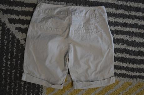 Krémové kraťase, camaieu,36