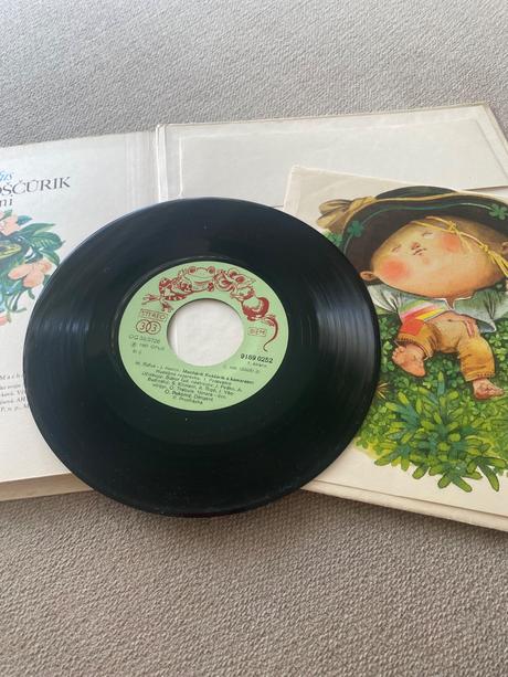 Mechúrik koščúrik s kamarátmi a lp platňa 1981,