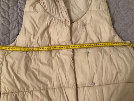 Krásna predĺžená vesta ako nová, sinsay,l