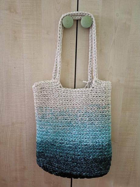 Ručne háčkovaná taška, 