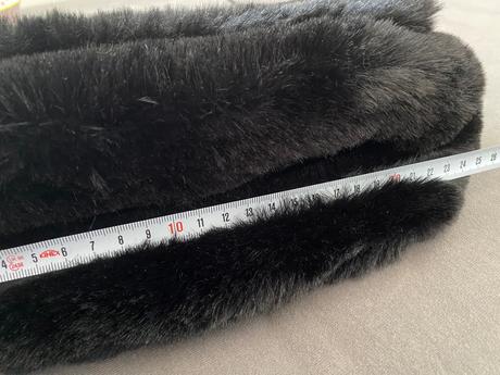 Parfois chlpatá kabelka, 