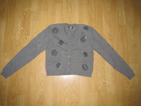 Šedý bolerkový svetrík v. 152, 152