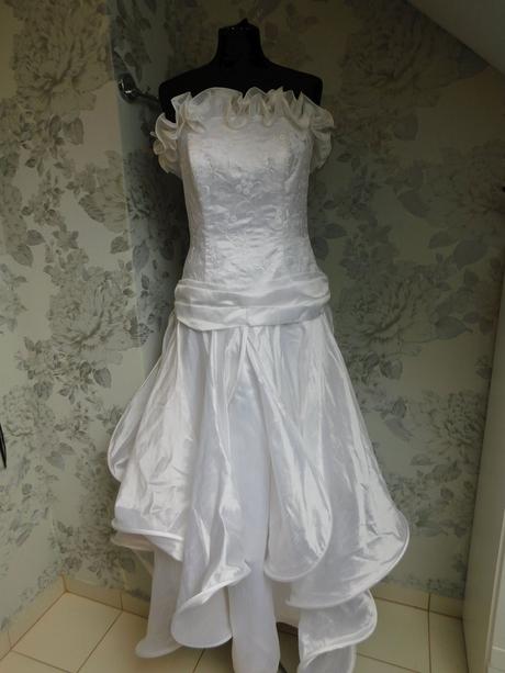 Luxusne svadobne vintage šaty, 38