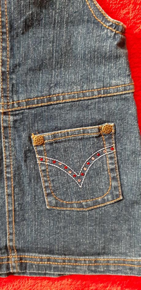 Riflová suknička, 68