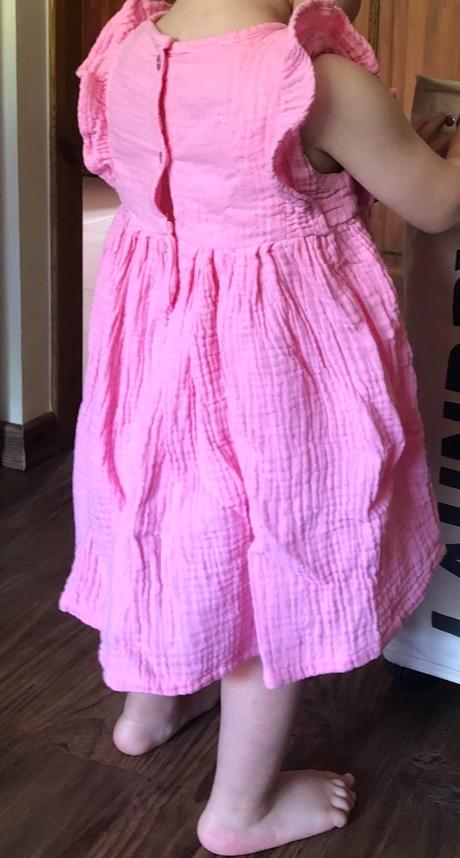 Mušelinove šaty, 92