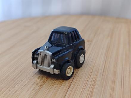 Raritný vintage rolls-royce značky dil 1988 servis,