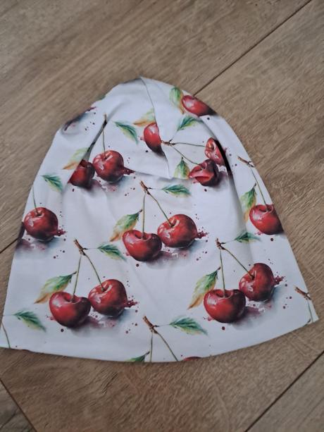 Čerešne čiapka, 86