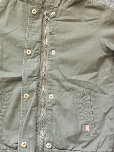 Prechodná bunda, 122