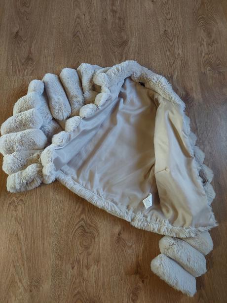 Kožušinová bunda, s