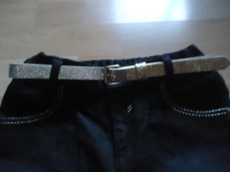 Veľmi pekné nenosené dievčenské rifle, 122