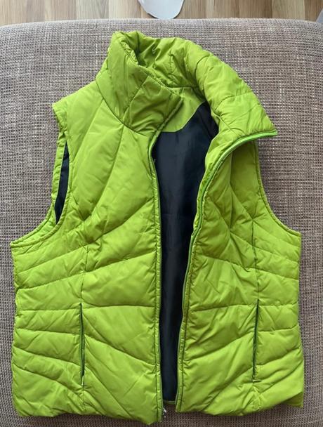 Vesta (hraškovo-zelena), l