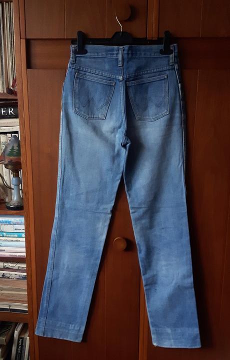 Dámske bledomodré retro džínsy, s