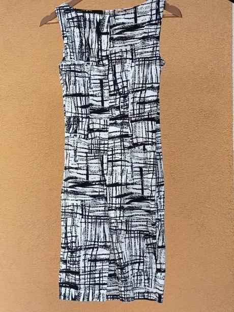 Dámske šaty, top stav., xs